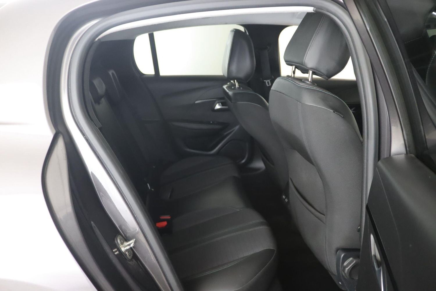 Used Peugeot 208 2022 for sale - 76714167: Photo 15