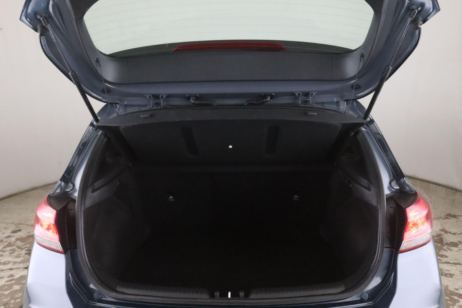 Used Hyundai i30 2022 for sale - 76899528: Photo 13