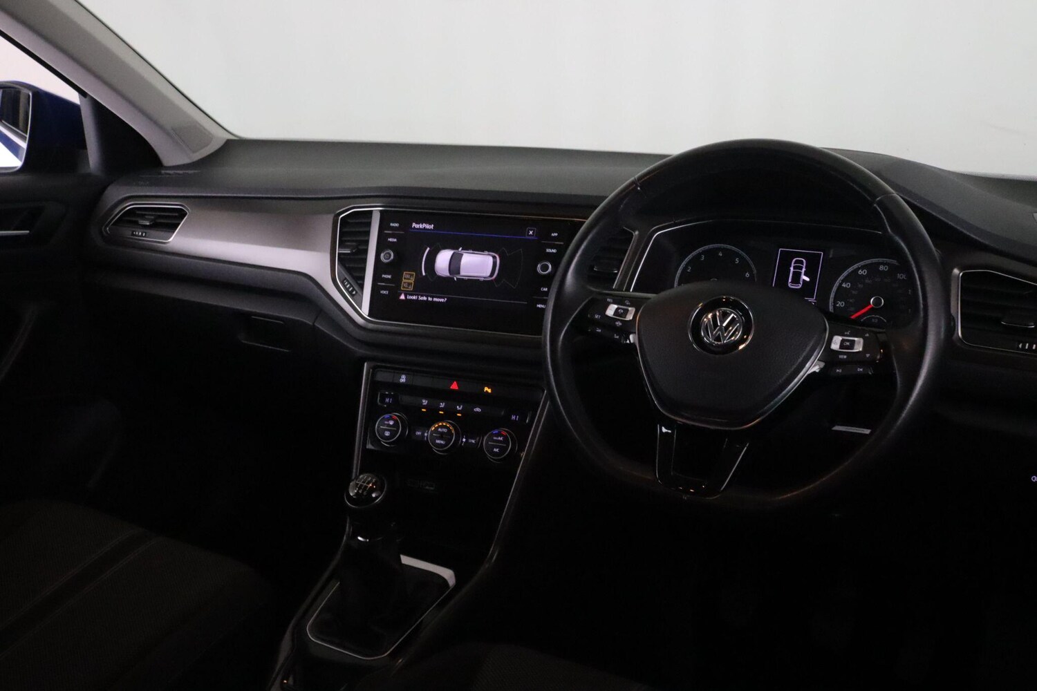 Used Volkswagen T-Roc 2020 for sale - 76727721: Photo 16