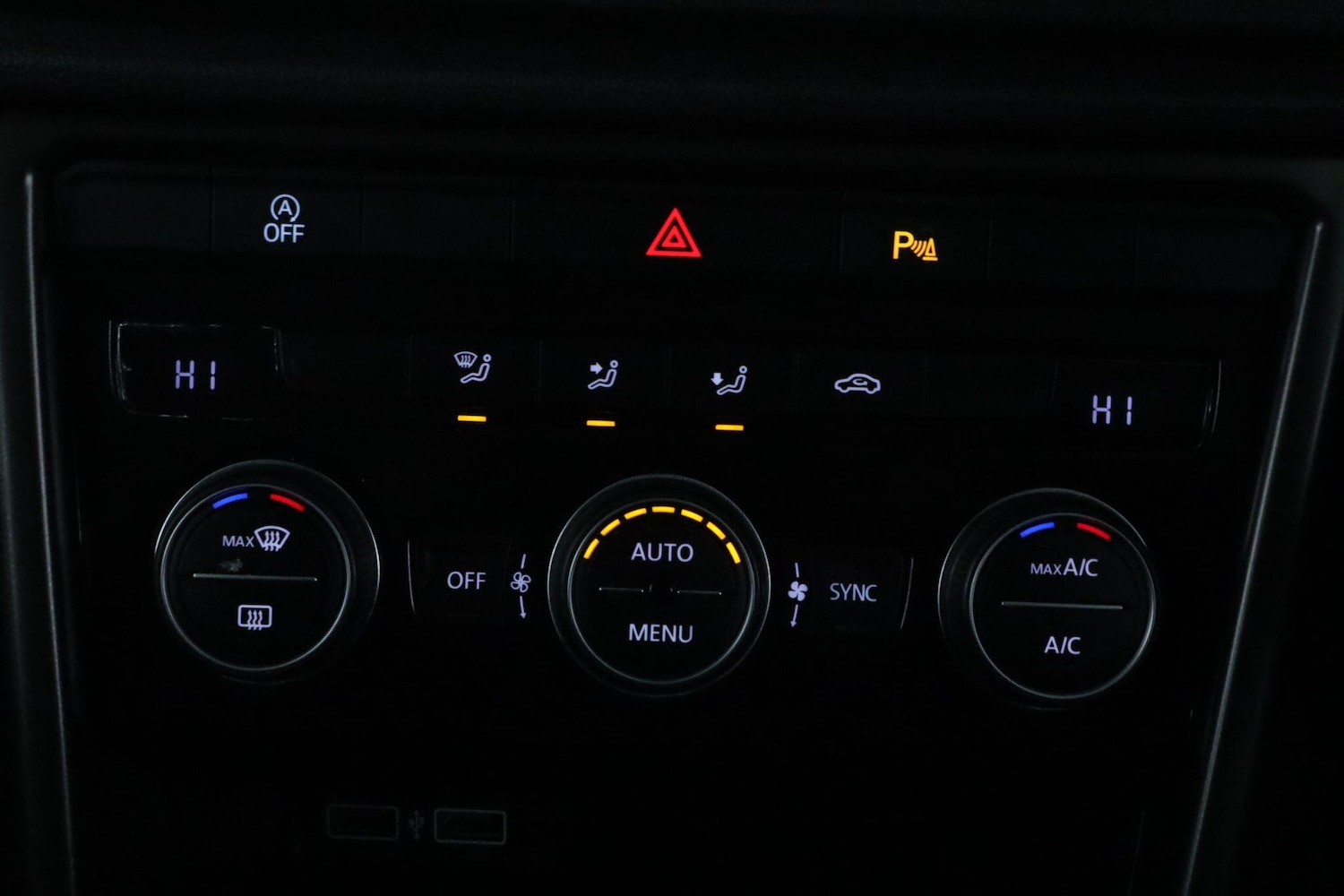 Used Volkswagen T-Roc 2020 for sale - 76727721: Photo 24