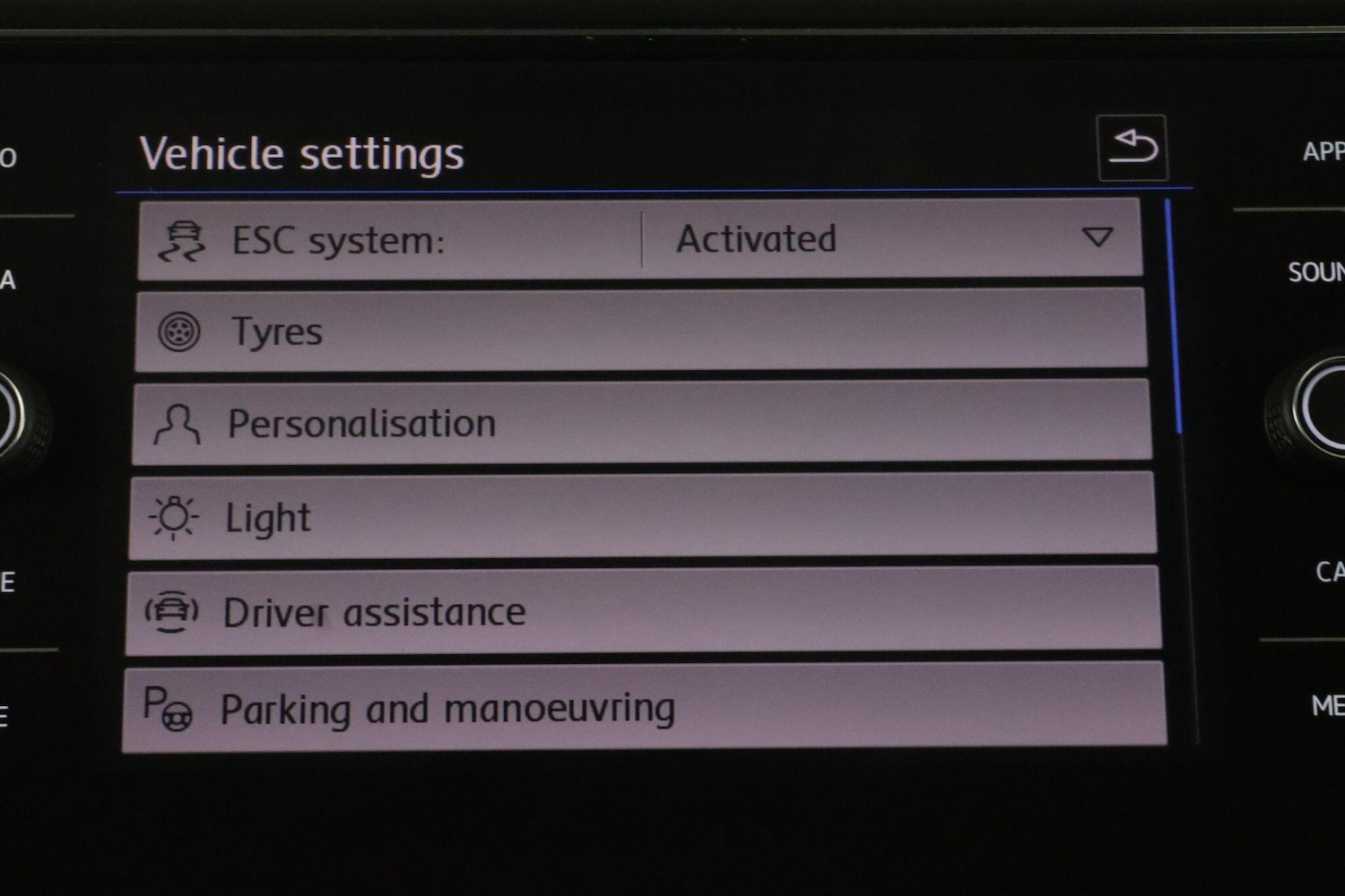 Used Volkswagen T-Roc 2020 for sale - 76727721: Photo 30