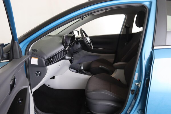 Used Hyundai BAYON 2022 for sale - 75657460: Photo 12