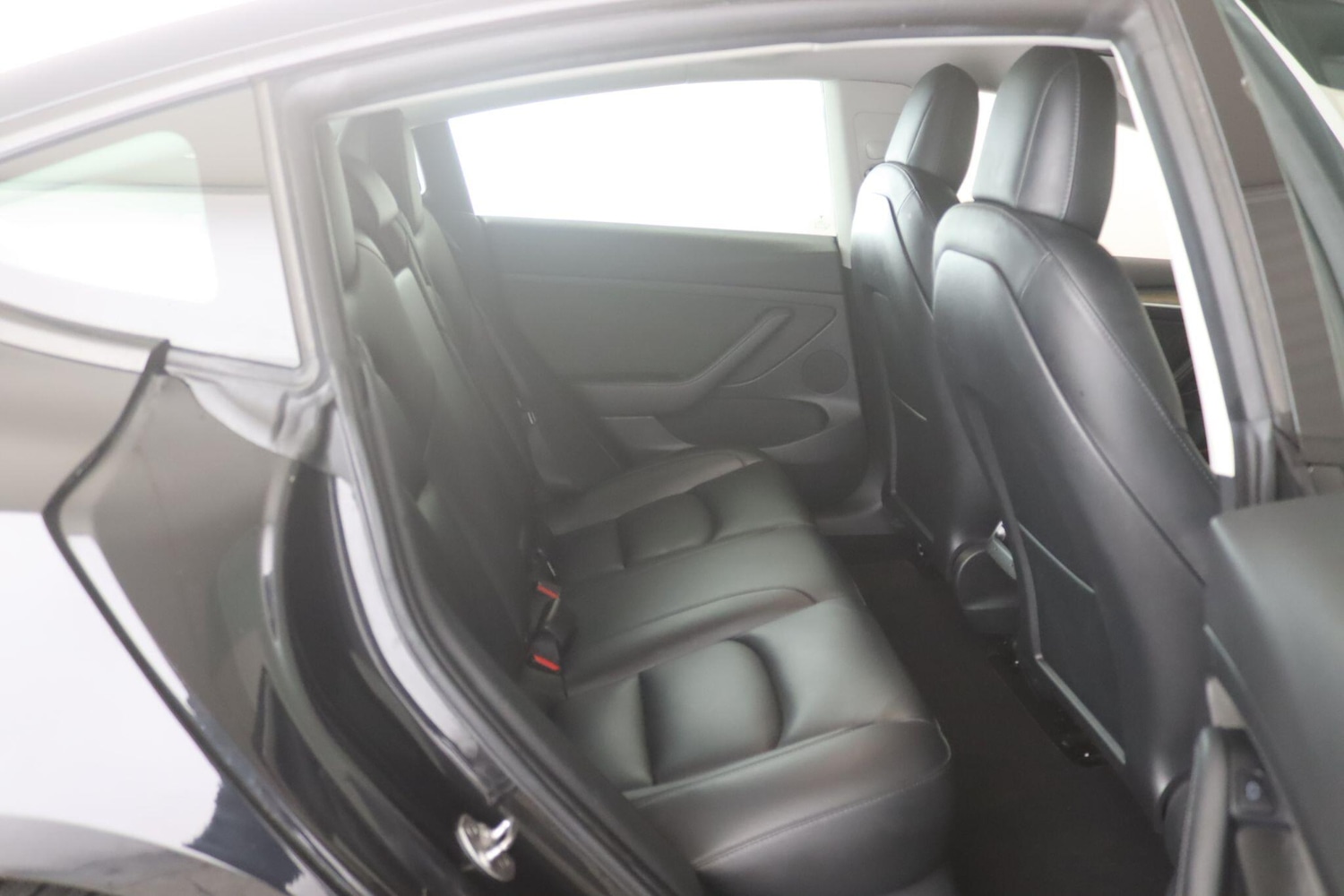 Used Tesla Model 3 2021 for sale - 77440808: Photo 15