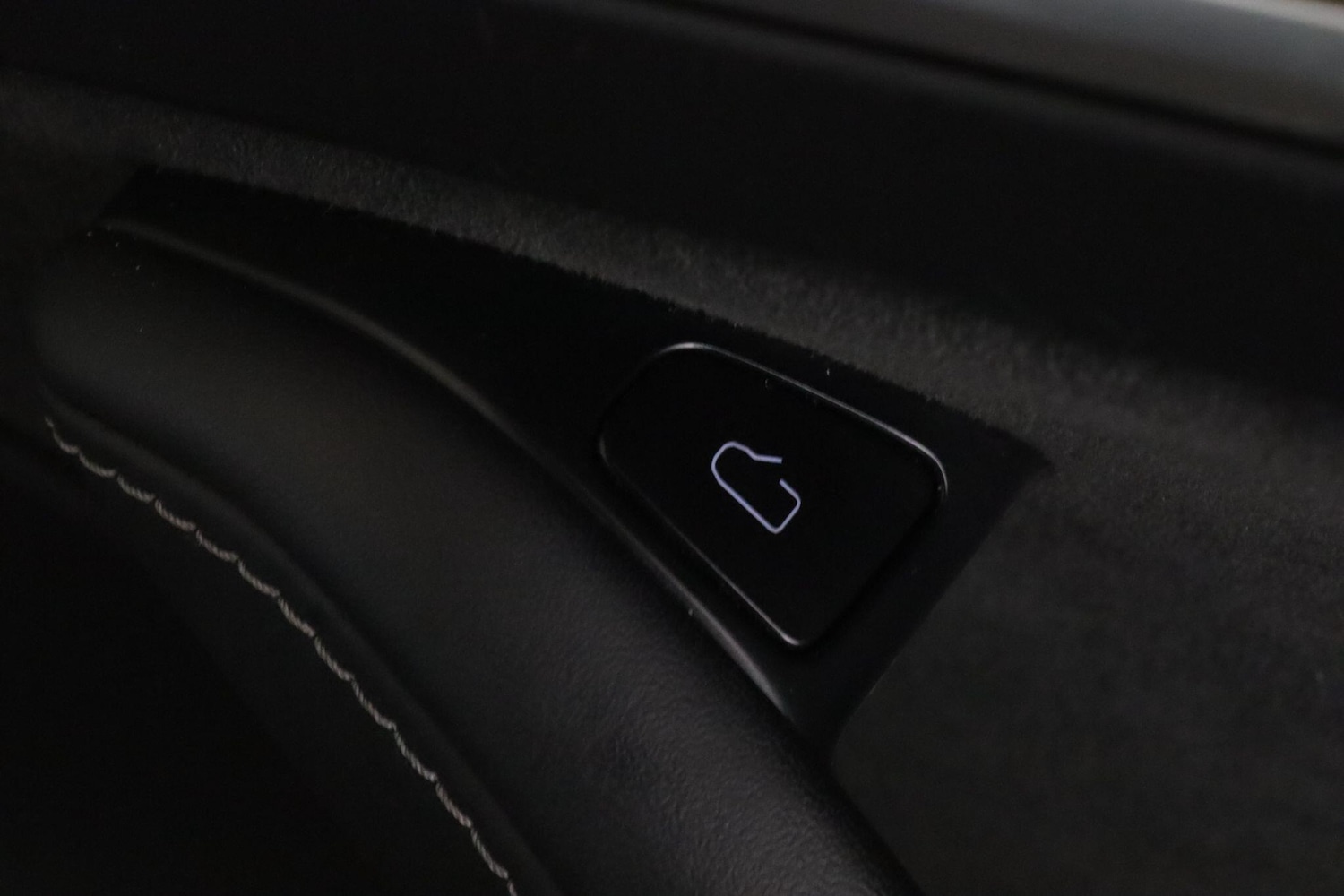 Used Tesla Model 3 2021 for sale - 77440808: Photo 19