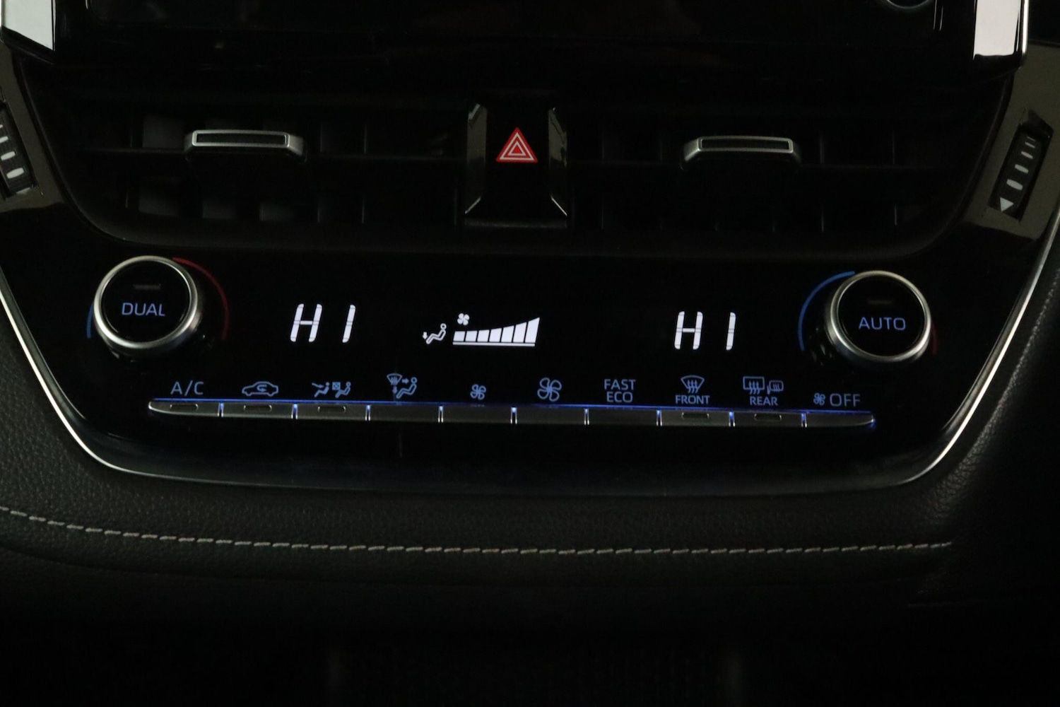 Used Toyota Corolla 2021 for sale - 76701510: Photo 24