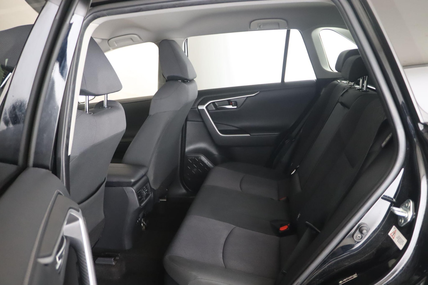 Used Toyota RAV4 2020 for sale - 76214844: Photo 11