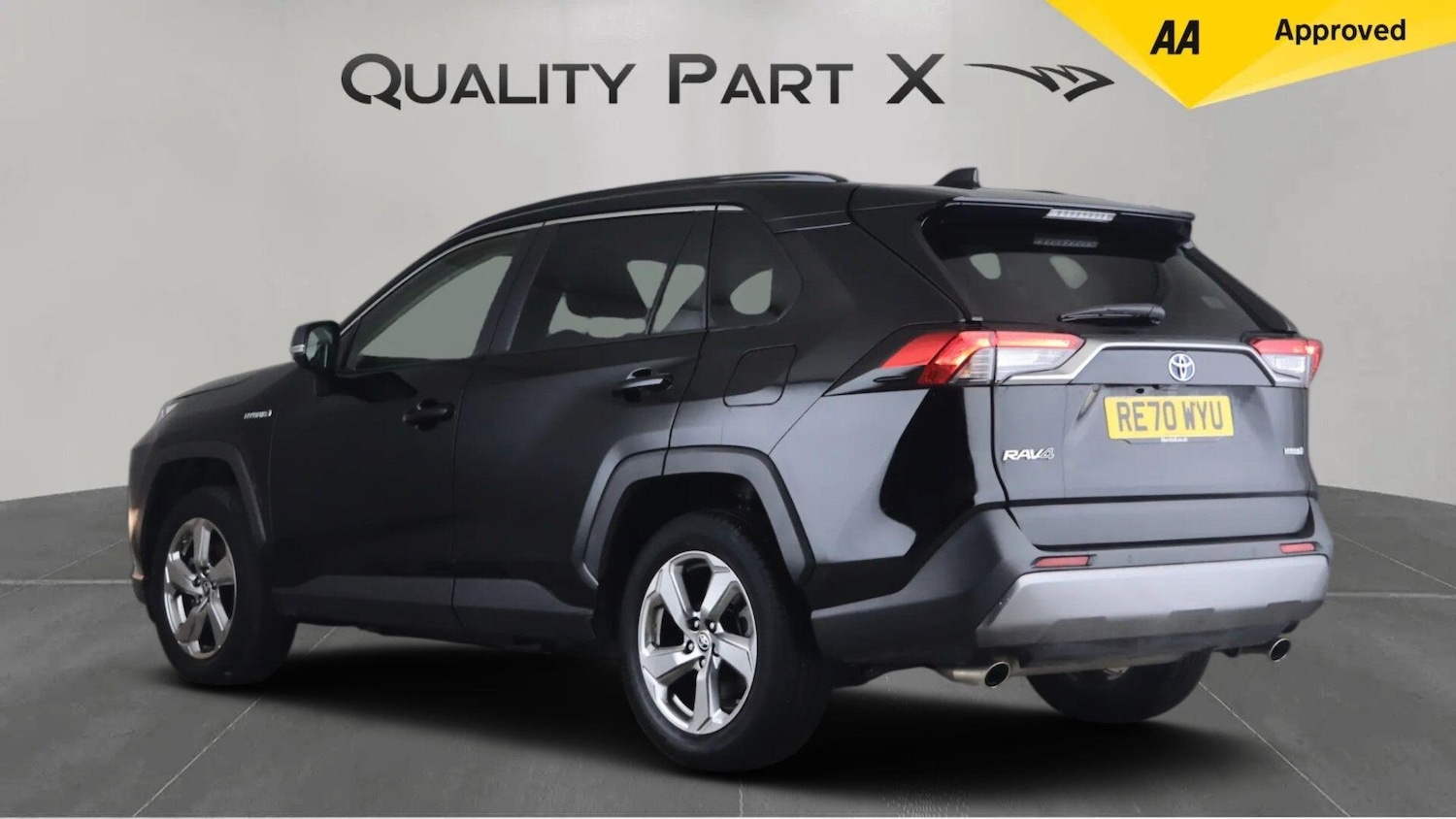 Used Toyota RAV4 2020 for sale - 76214844: Photo 5