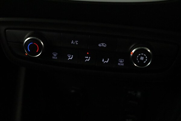 Used Vauxhall Crossland X 2021 for sale - 74007796: Photo 24
