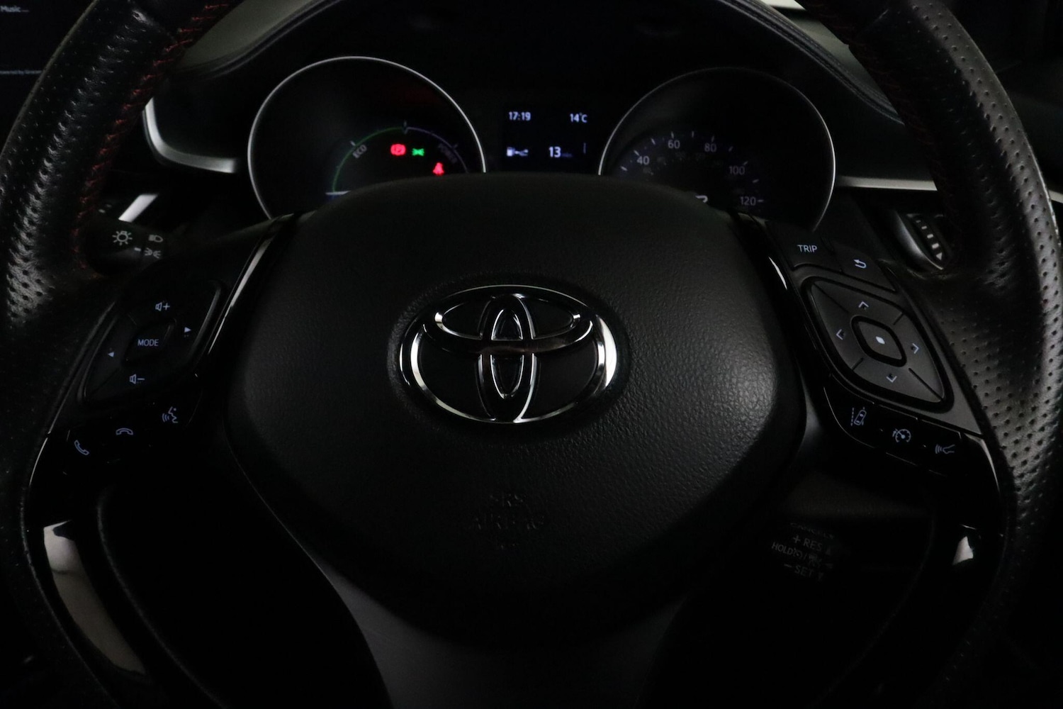 Used Toyota C-HR 2022 for sale - 76632825: Photo 22