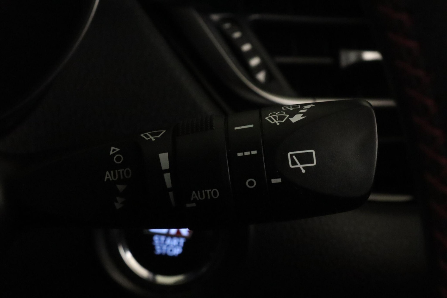 Used Toyota C-HR 2022 for sale - 76632825: Photo 23