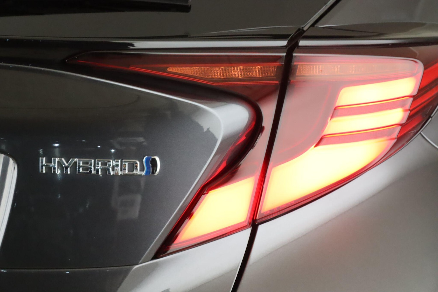 Used Toyota C-HR 2022 for sale - 76632825: Photo 8