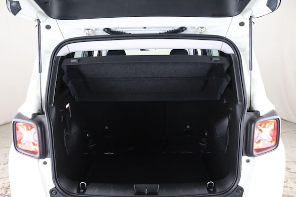 Used Jeep Renegade 2019 for sale - 76294704: Photo 13
