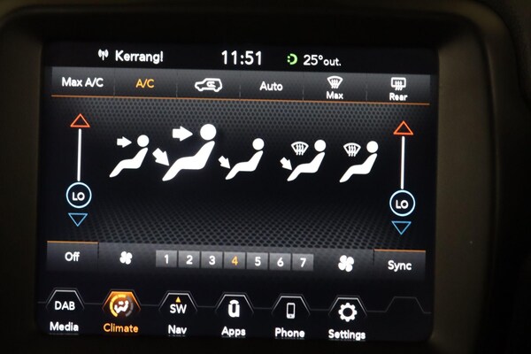 Used Jeep Renegade 2019 for sale - 76294704: Photo 24
