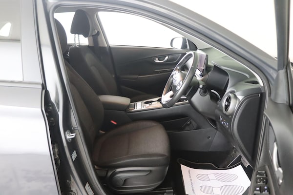 Used Hyundai KONA 2023 for sale - 76152900: Photo 15