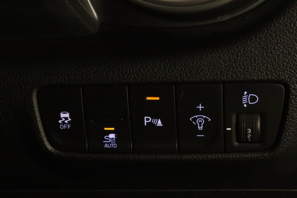 Used Hyundai KONA 2023 for sale - 76152900: Photo 17