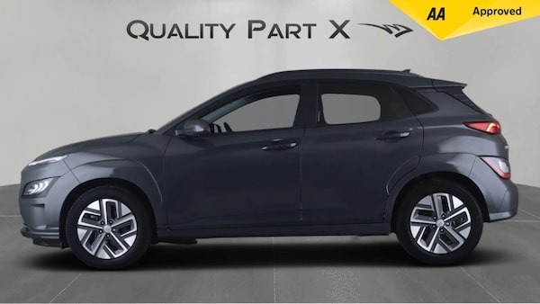 Used Hyundai KONA 2023 for sale - 76152900: Photo 4