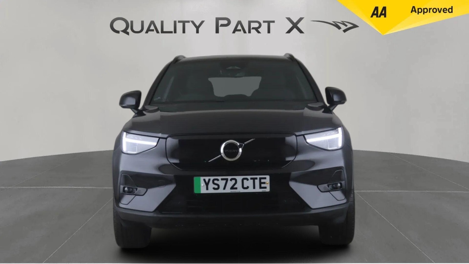 Used Volvo XC40 2022 for sale - 77387380: Photo 2