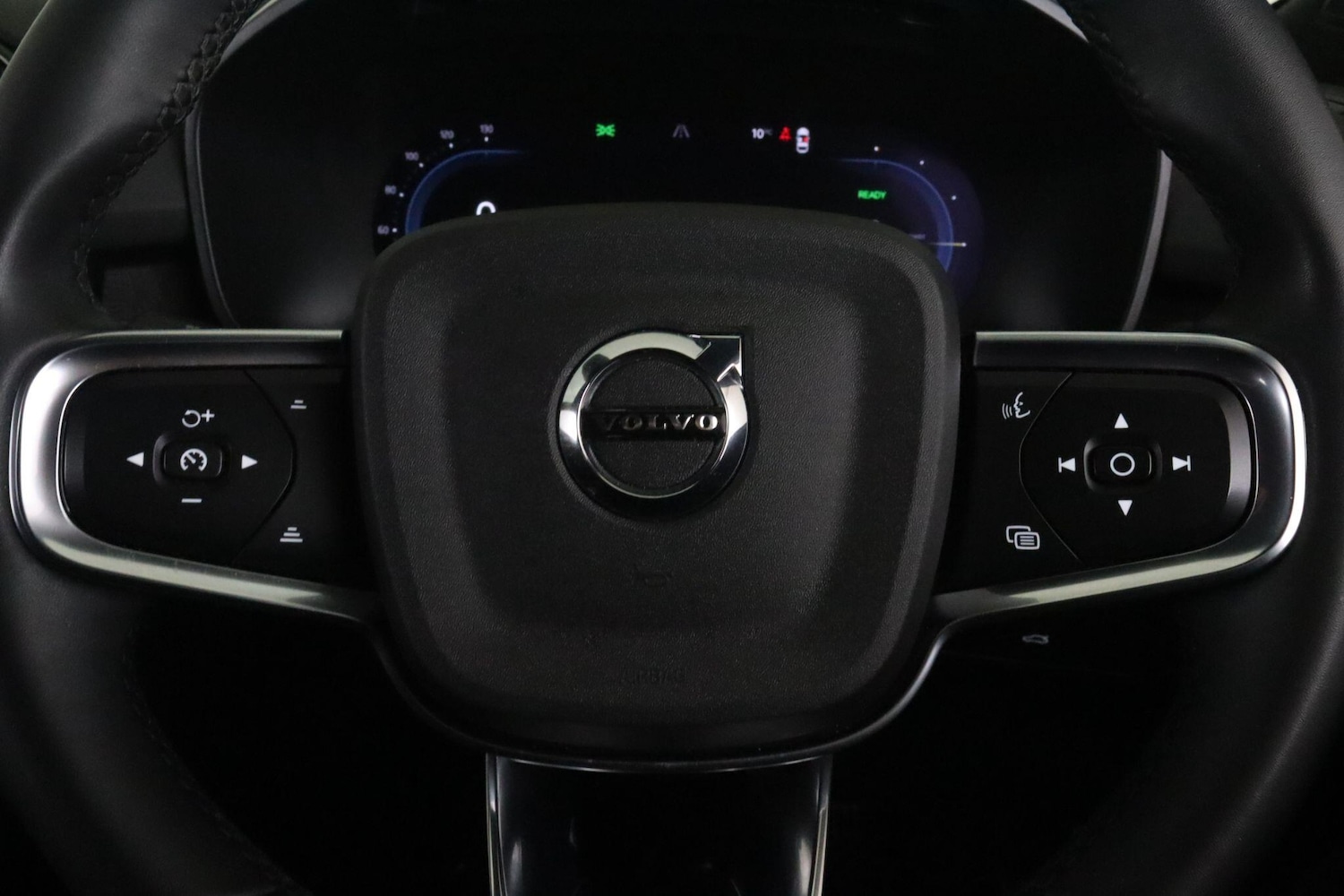 Used Volvo XC40 2022 for sale - 77387380: Photo 20