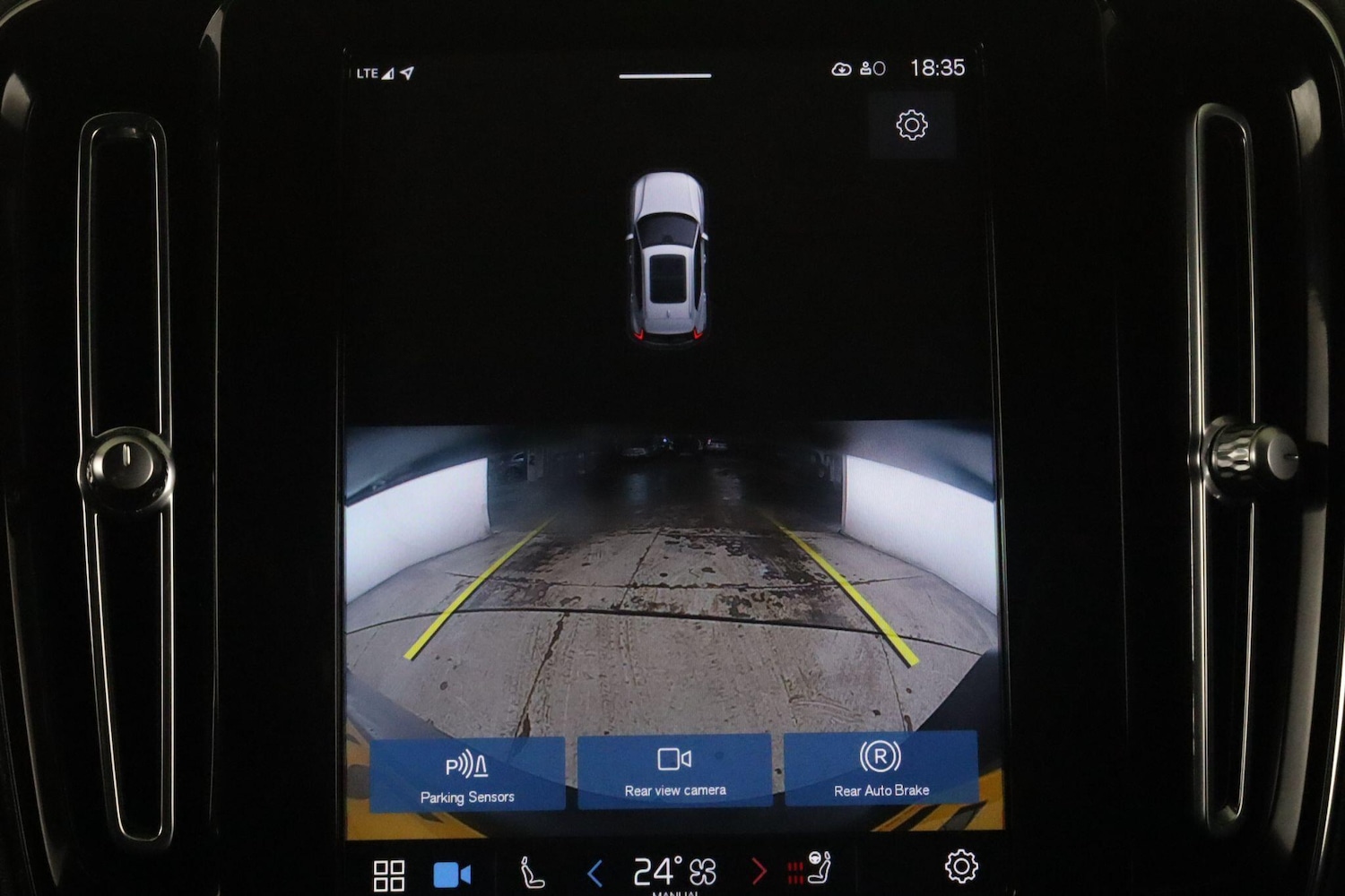 Used Volvo XC40 2022 for sale - 77387380: Photo 33