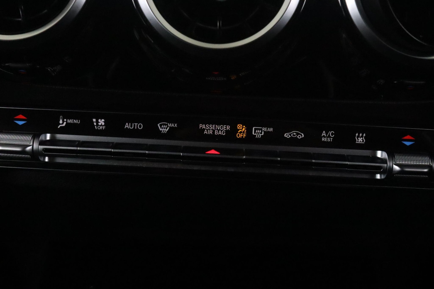 Used Mercedes-Benz GLA 2021 for sale - 77345331: Photo 25