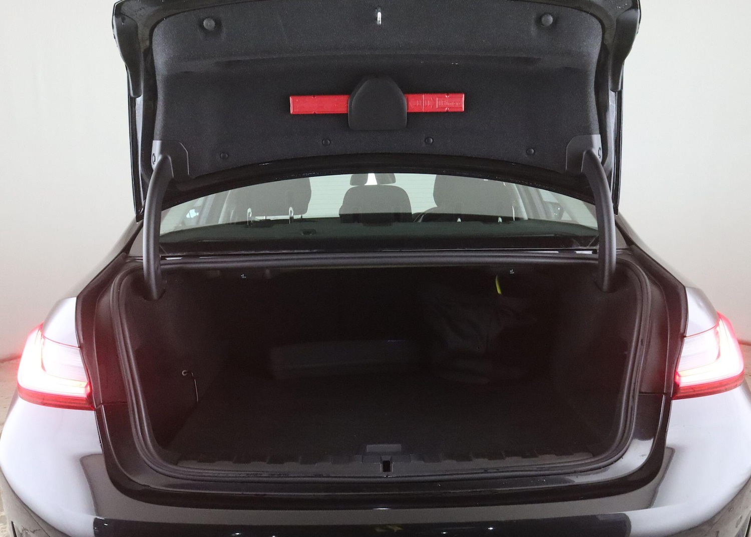 Used BMW 3 Series 2021 for sale - 77108823: Photo 14