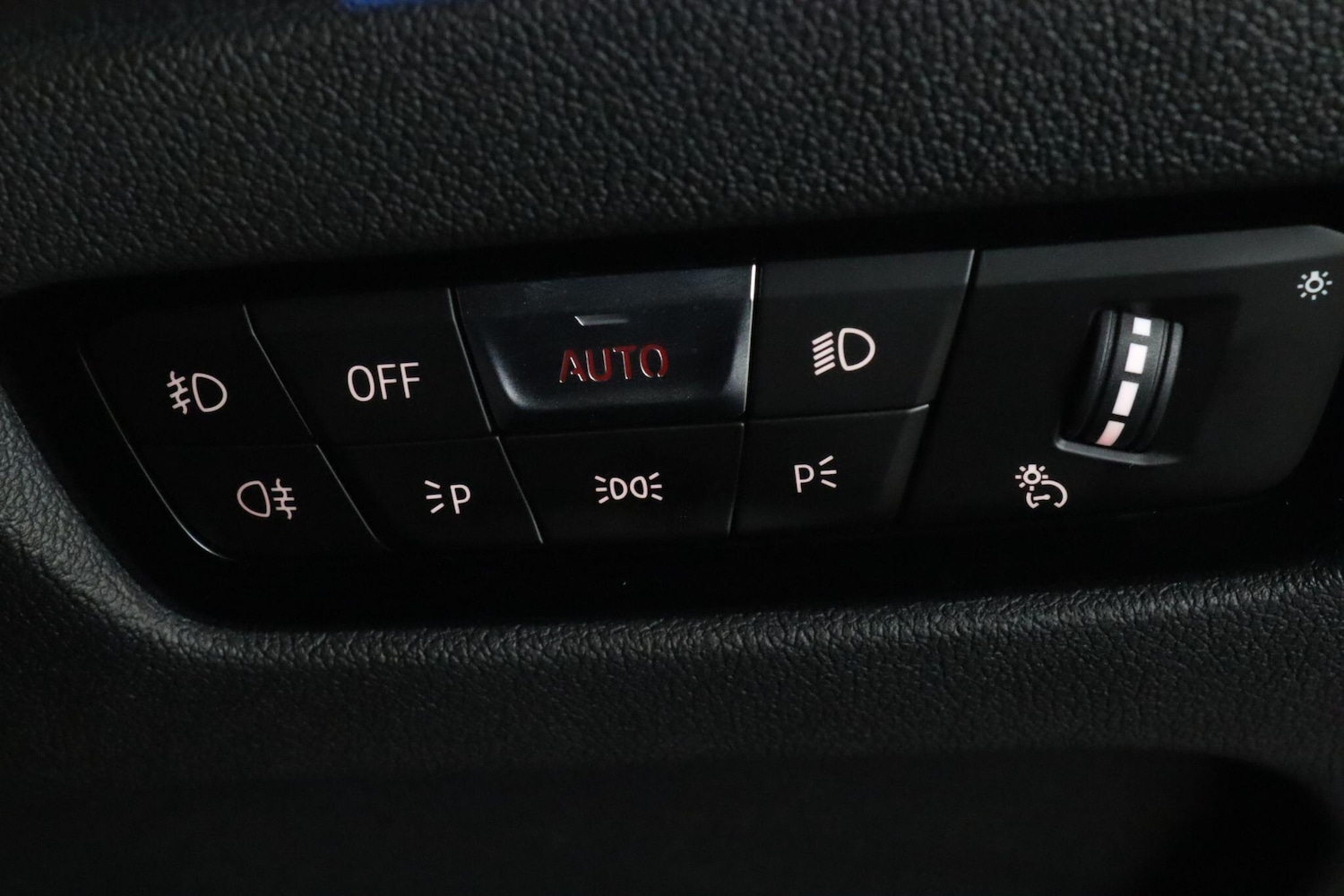 Used BMW 3 Series 2021 for sale - 77108823: Photo 19