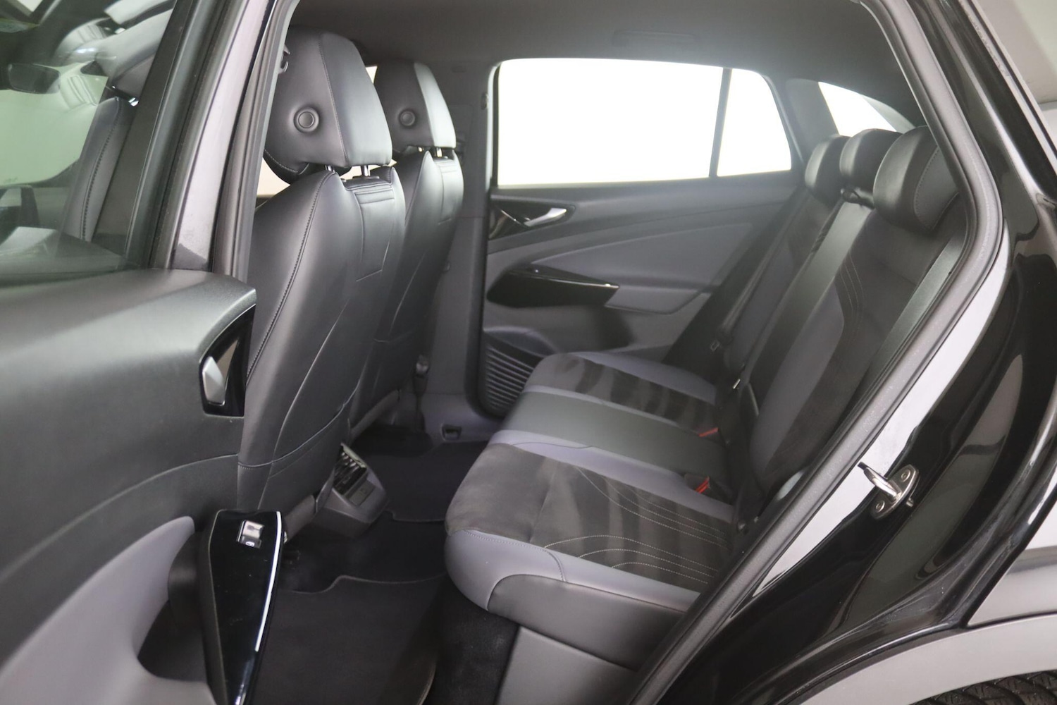 Used Volkswagen ID.4 2022 for sale - 77131722: Photo 13