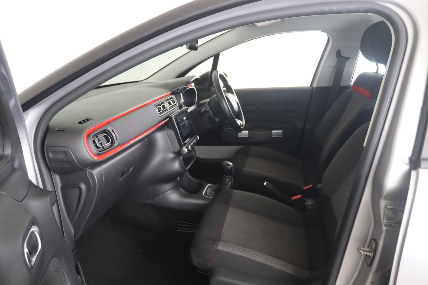 Used Citroen C3 2019 for sale - 76336458: Photo 10