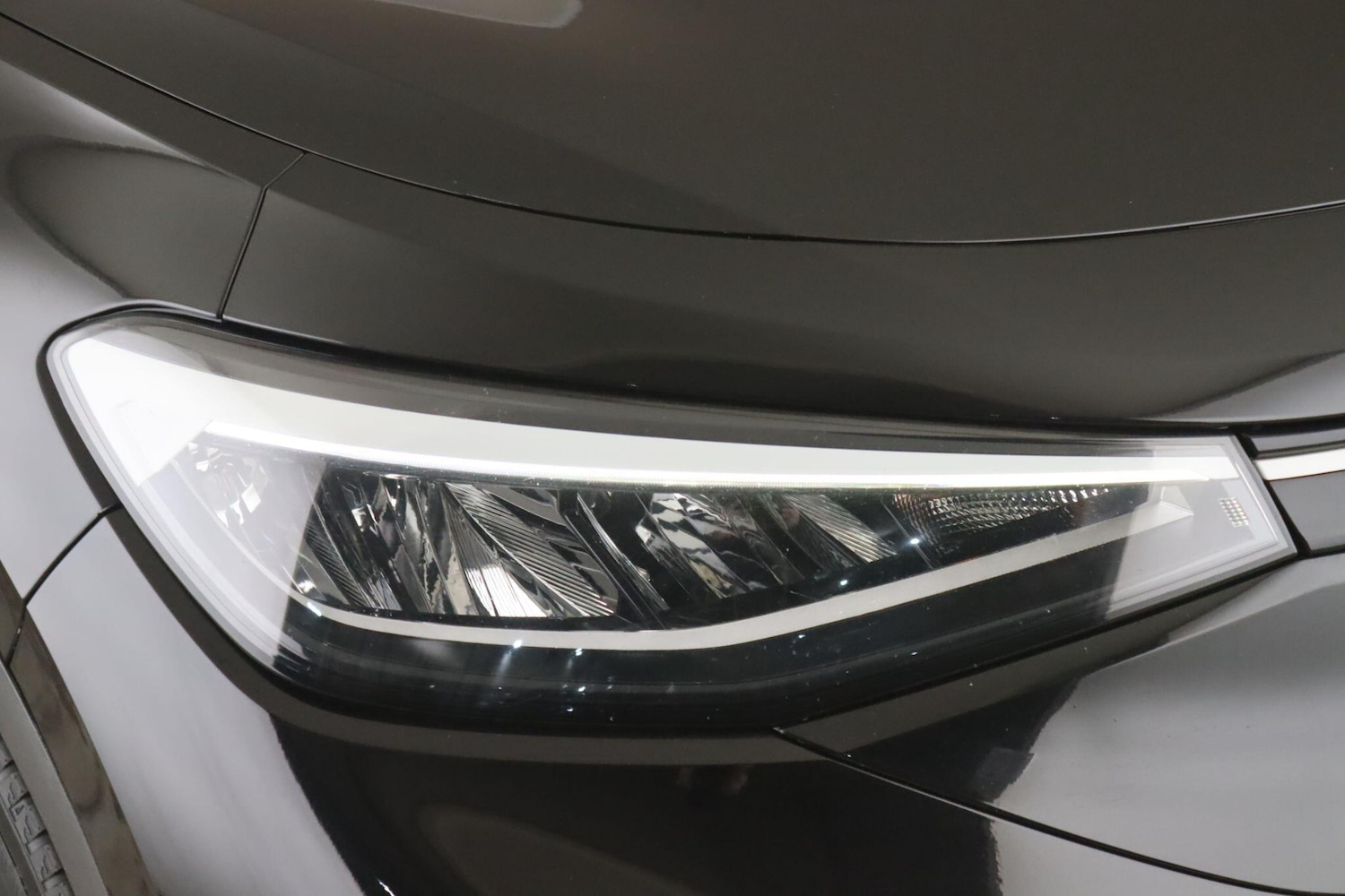 Used Volkswagen ID.4 2022 for sale - 76913852: Photo 10