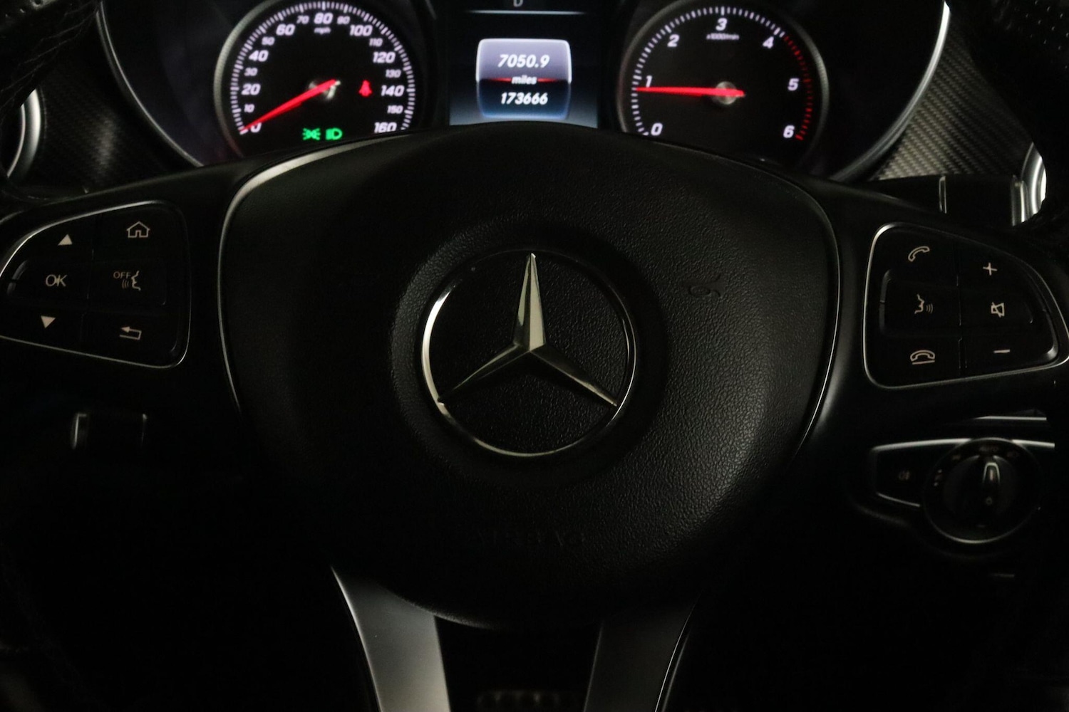 Used Mercedes-Benz V-Class 2018 for sale - 76913163: Photo 23