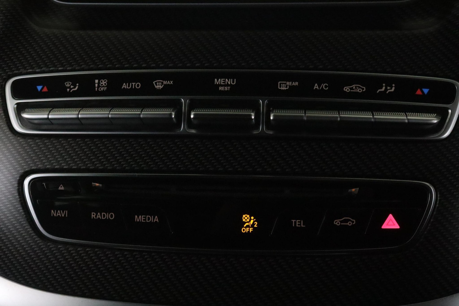 Used Mercedes-Benz V-Class 2018 for sale - 76913163: Photo 28