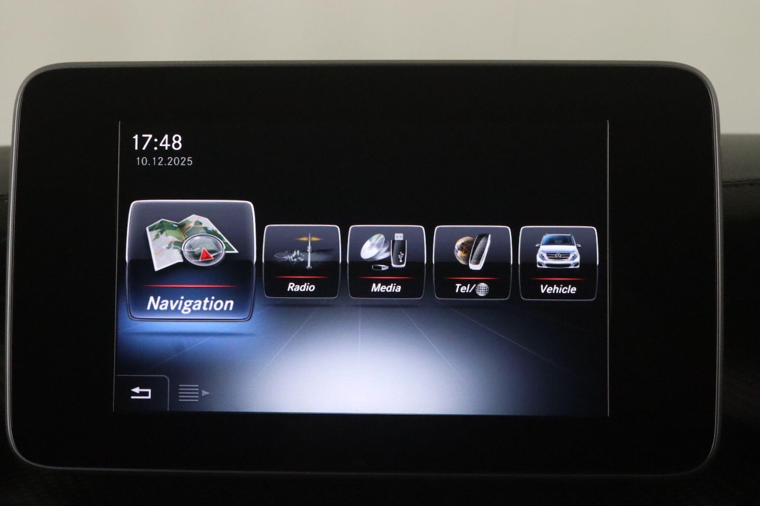 Used Mercedes-Benz V-Class 2018 for sale - 76913163: Photo 31