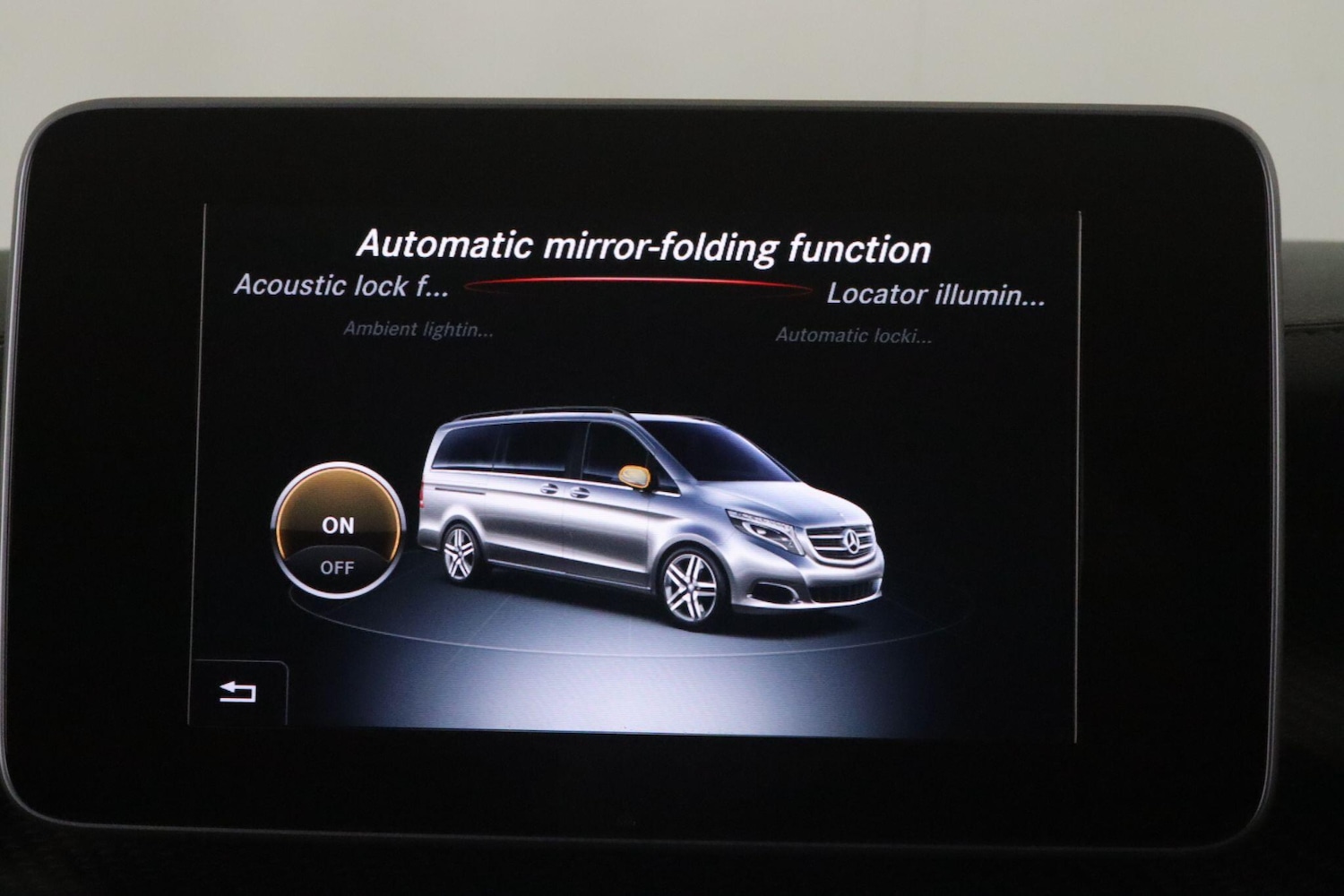 Used Mercedes-Benz V-Class 2018 for sale - 76913163: Photo 46