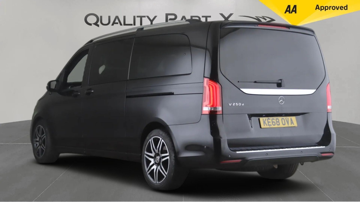 Used Mercedes-Benz V-Class 2018 for sale - 76913163: Photo 6