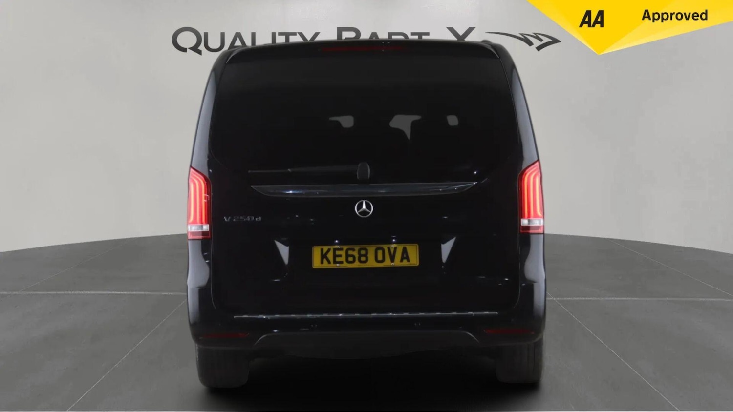 Used Mercedes-Benz V-Class 2018 for sale - 76913163: Photo 7