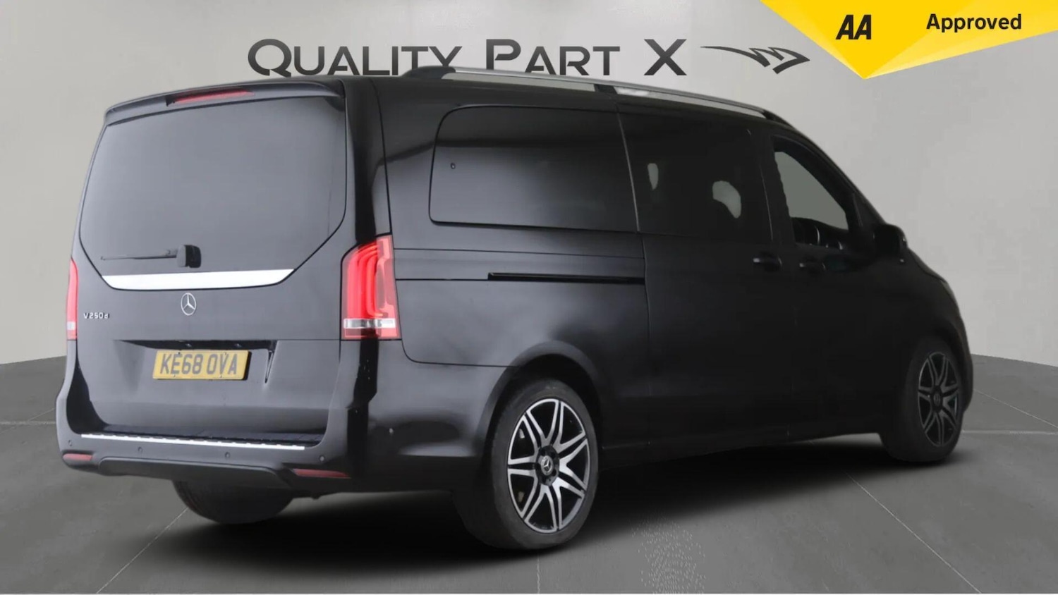 Used Mercedes-Benz V-Class 2018 for sale - 76913163: Photo 8