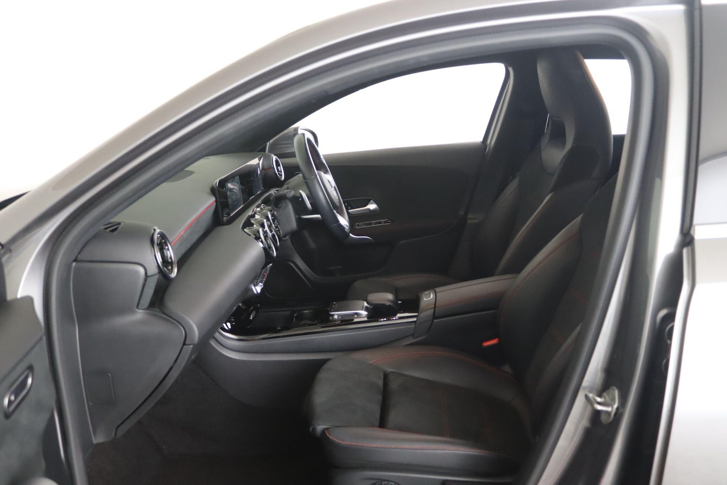 Used Mercedes-Benz A-Class 2020 for sale - 76633405: Photo 12