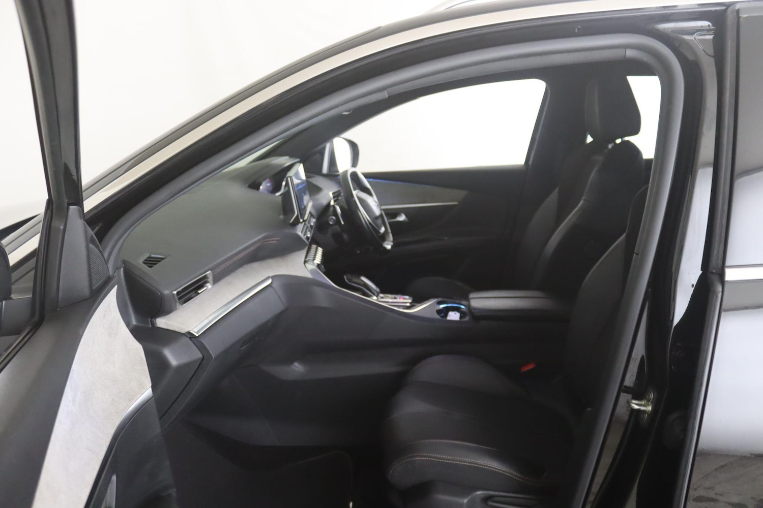 Used Peugeot 3008 2022 for sale - 77254938: Photo 9