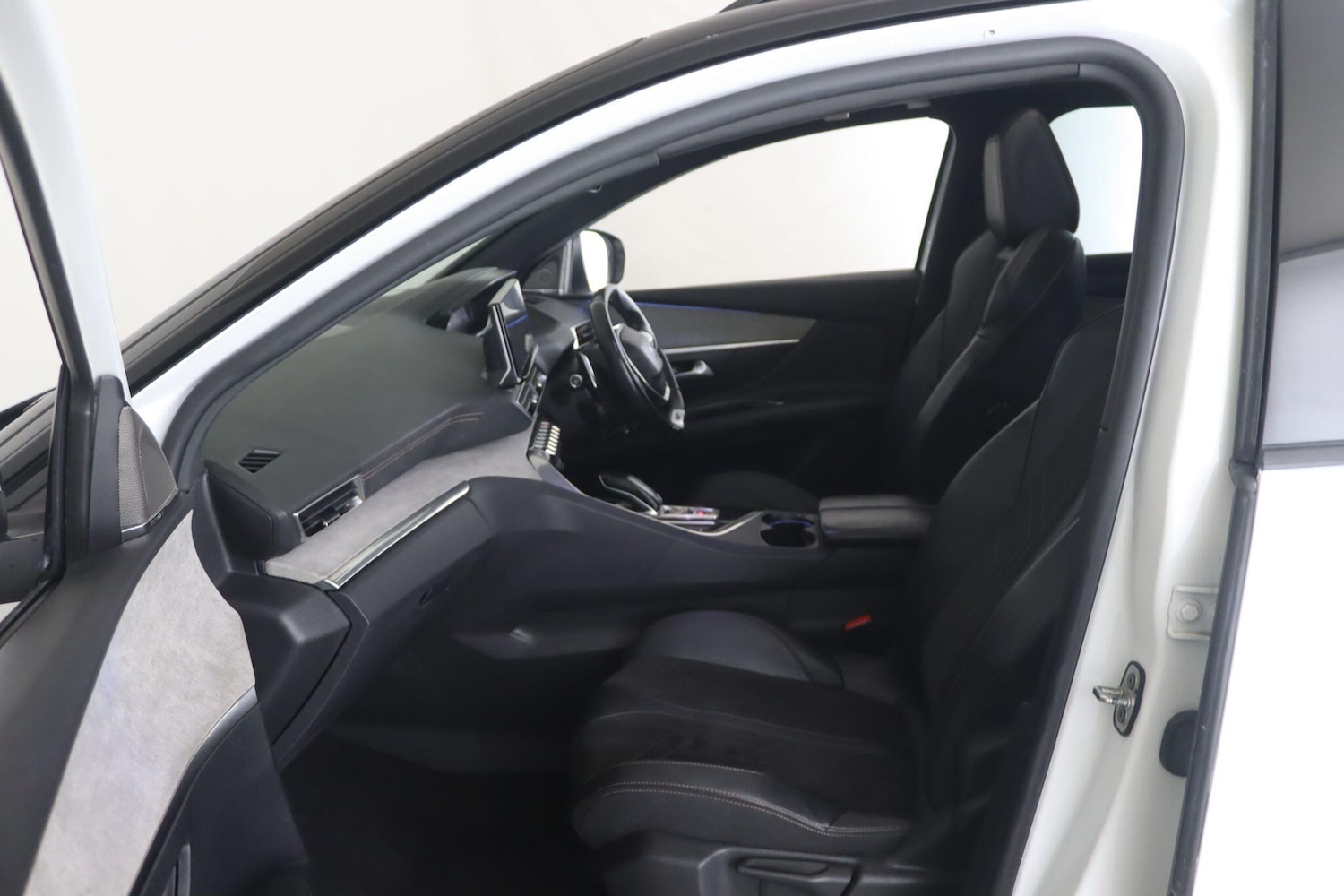 Used Peugeot 3008 2022 for sale - 76214716: Photo 9