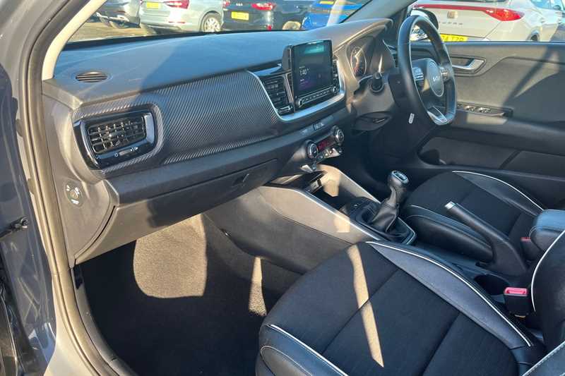 Used Kia Stonic 2023 for sale - 76773642: Photo 13