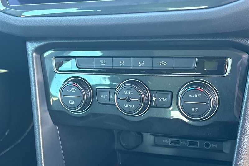 Used Volkswagen Tiguan 2020 for sale - 76804381: Photo 15