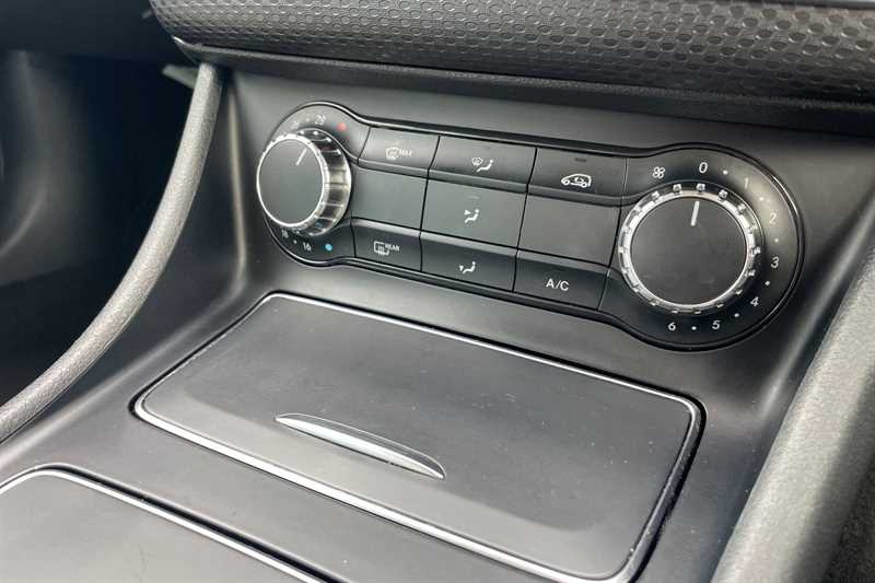 Used Mercedes-Benz A-Class 2017 for sale - 77885568: Photo 17