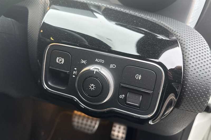 Used Mercedes-Benz A-Class 2019 for sale - 77471236: Photo 27
