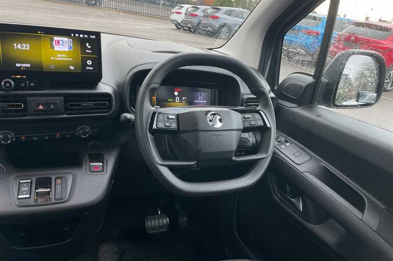 Used Vauxhall Combo Life Electric 2024 for sale - 76574642: Photo 11