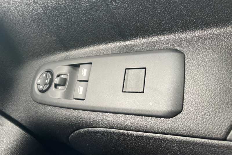 Used Vauxhall Combo Life Electric 2024 for sale - 76574642: Photo 16