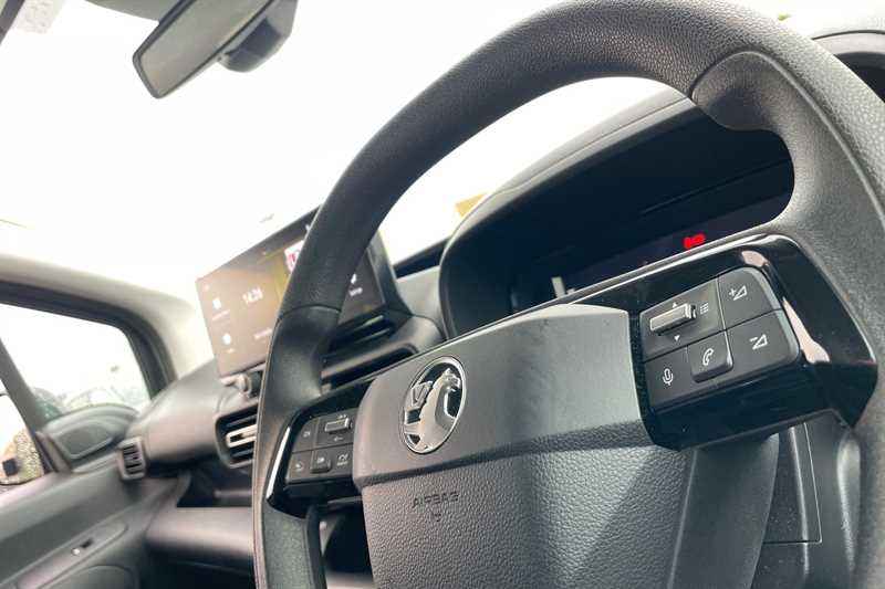 Used Vauxhall Combo Life Electric 2024 for sale - 76574642: Photo 28