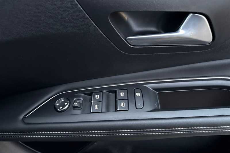 Used Peugeot 3008 2022 for sale - 77472058: Photo 16