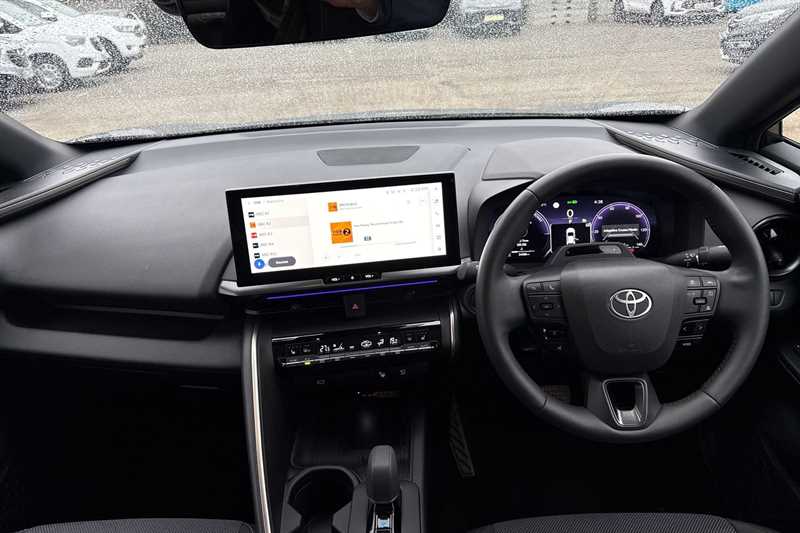 Used Toyota C-HR 2024 for sale - 77911426: Photo 12