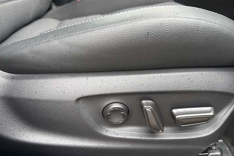 Used Toyota C-HR 2024 for sale - 77911426: Photo 28