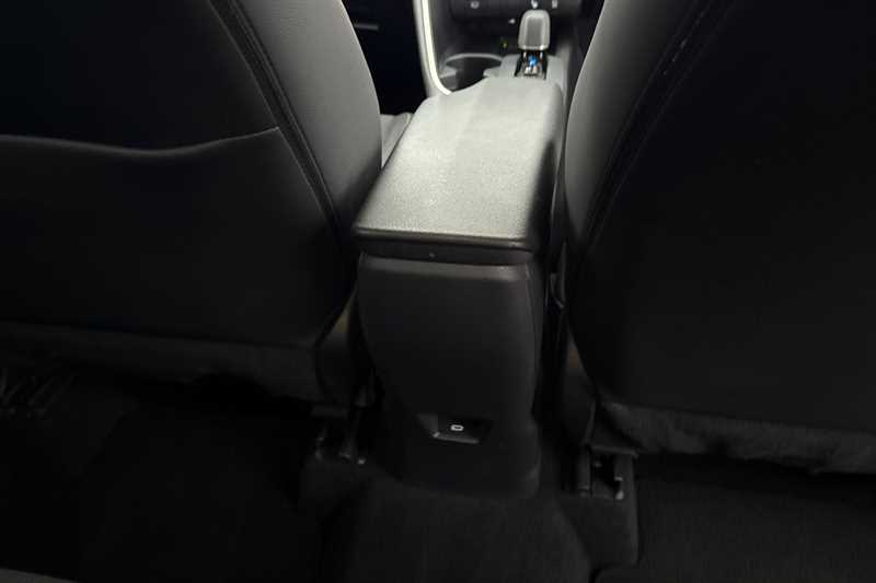 Used Toyota C-HR 2024 for sale - 77911426: Photo 34